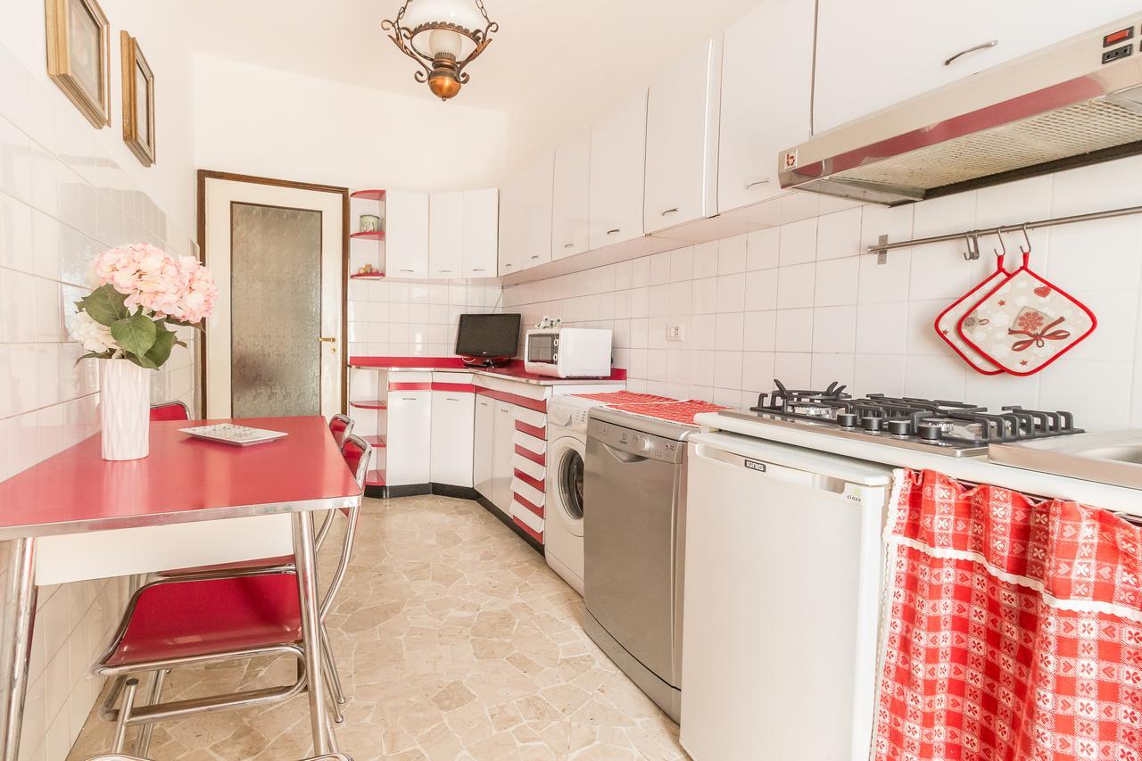 Alessia'S Flat- Sondrio M3 Apartment Milan Exterior photo